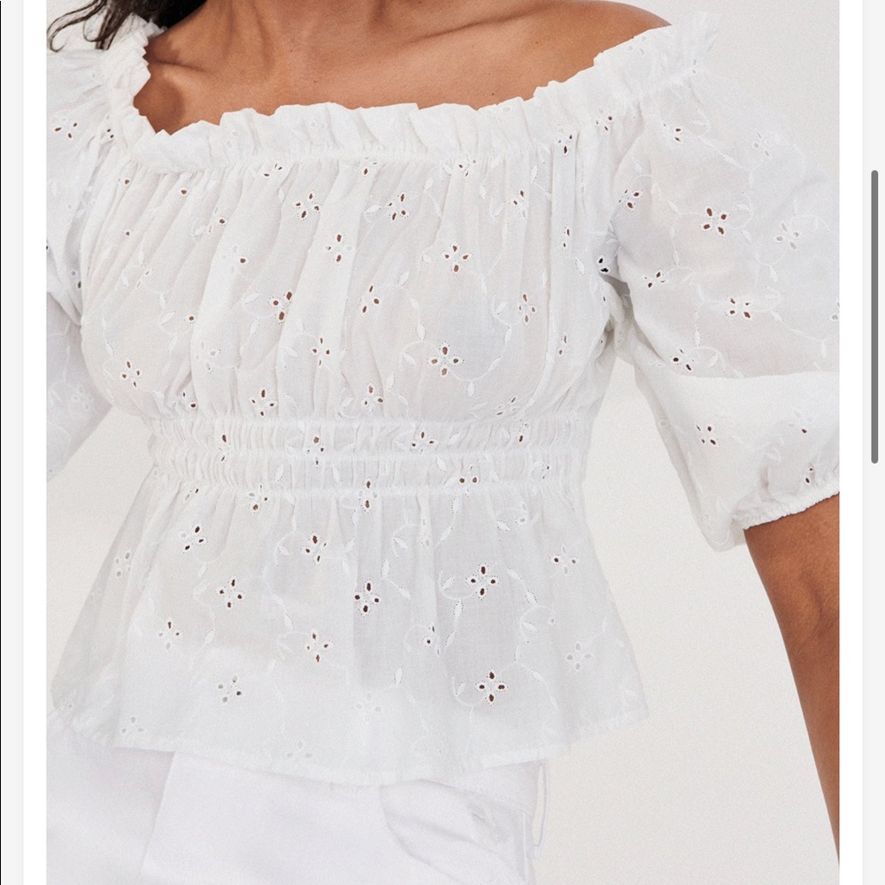 Zara eyelet white crop blouse NWT size Medium